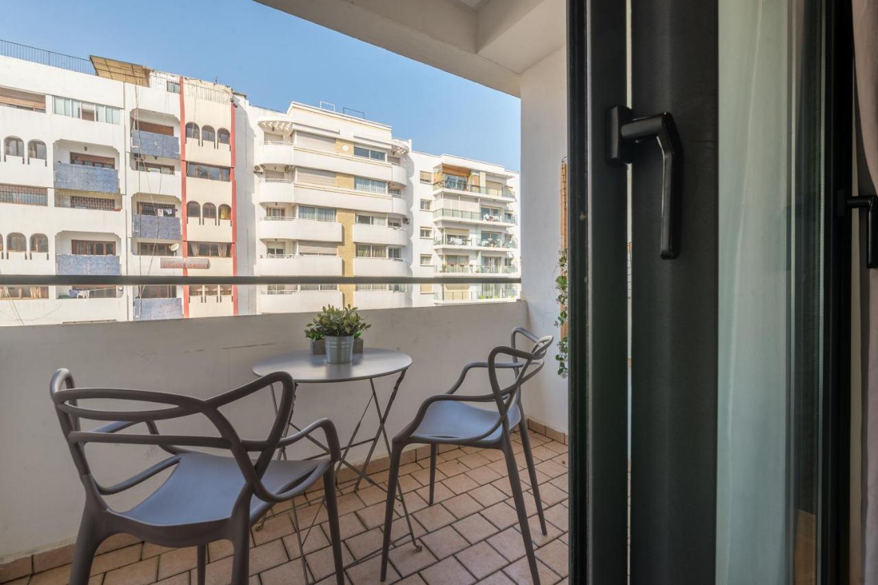 Comfortable & Elegant Flat In A Lively Place Casablanca Exterior foto